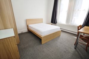 Bedroom- click for photo gallery